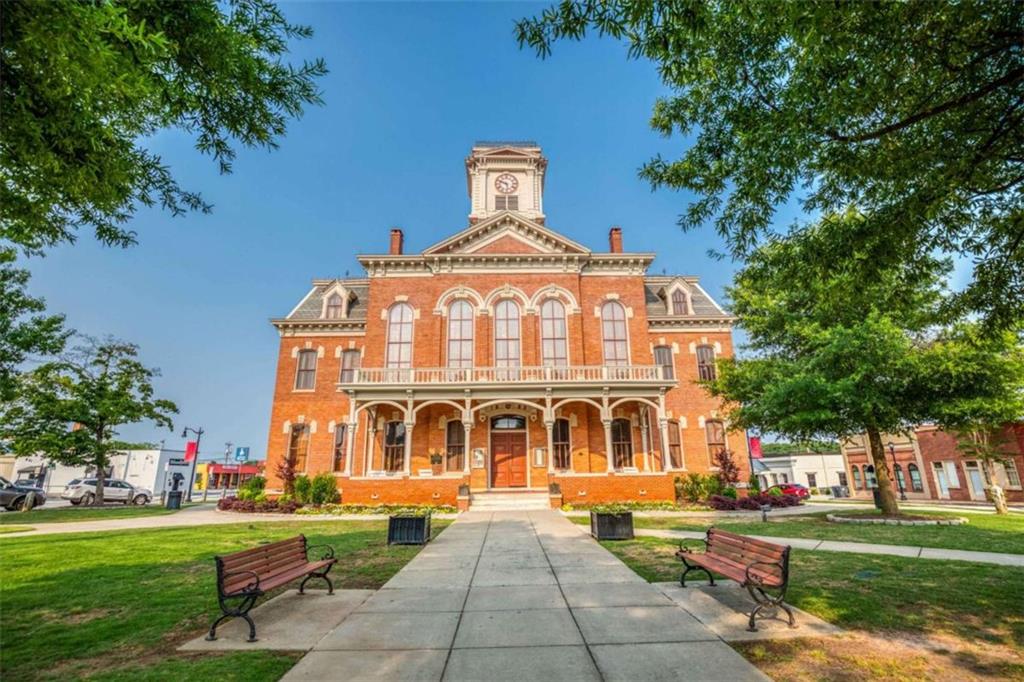 1079 Monticello Drive