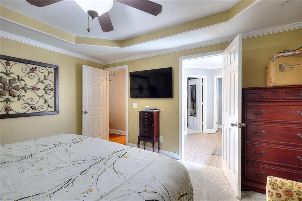 324 Heatherwood Drive