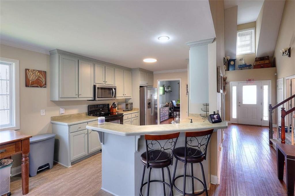 324 Heatherwood Drive