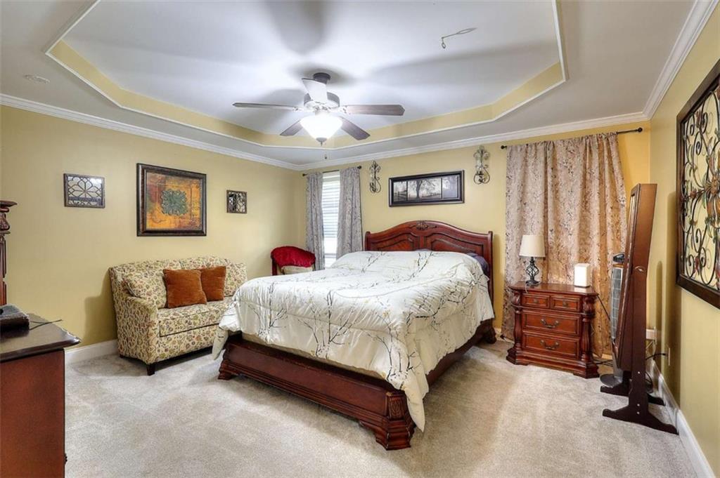 324 Heatherwood Drive