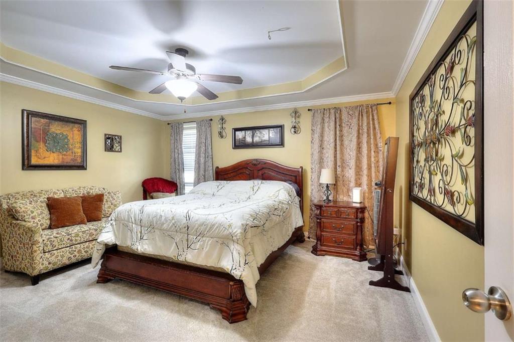 324 Heatherwood Drive