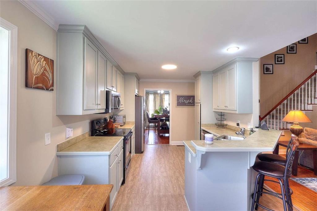 324 Heatherwood Drive