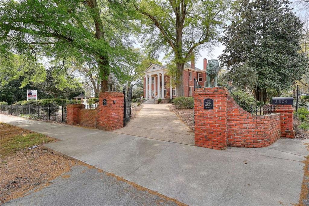 2204 Monticello Street