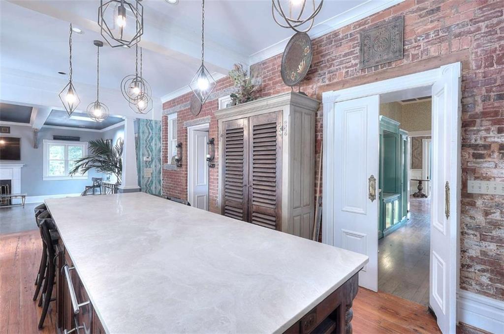 2204 Monticello Street