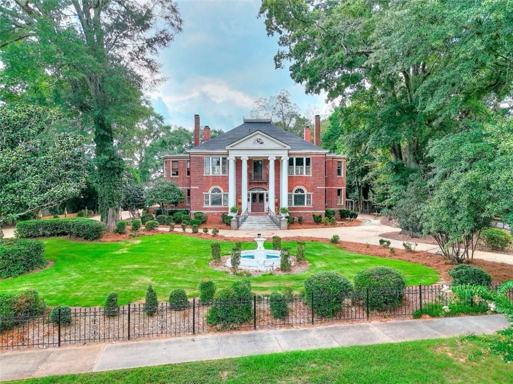 2204 Monticello Street