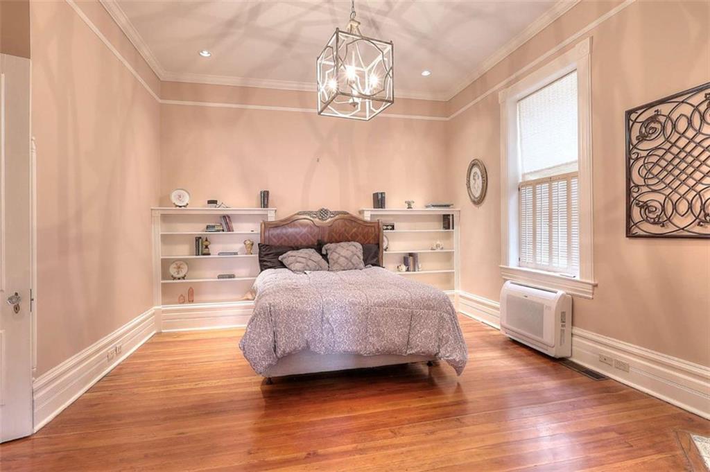 2204 Monticello Street