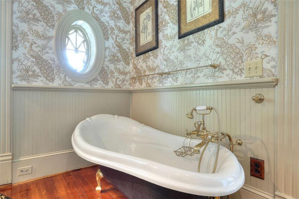 2204 Monticello Street