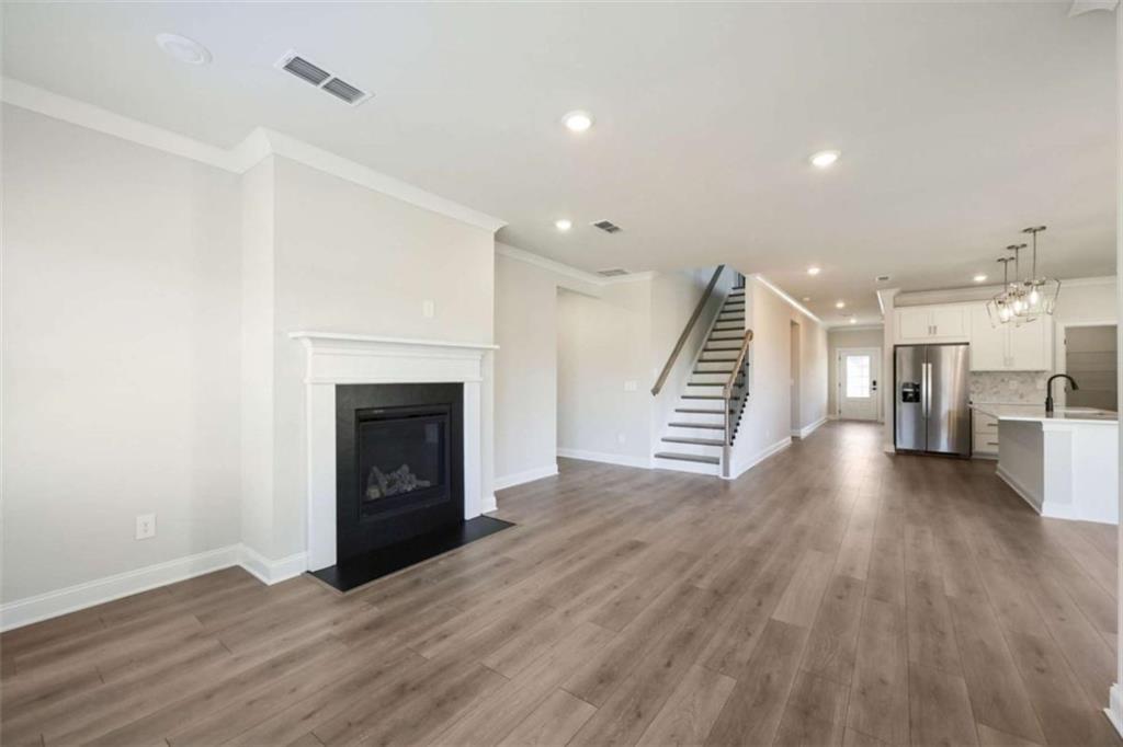 1292 Orwell Lane