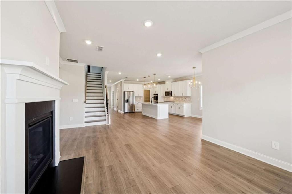 1292 Orwell Lane