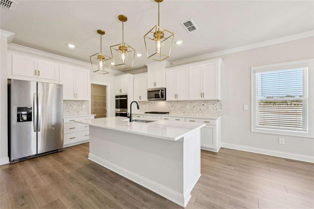 1292 Orwell Lane