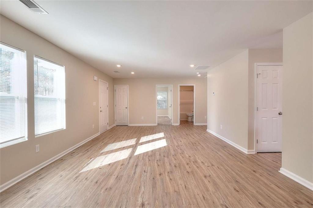407 Wall Street