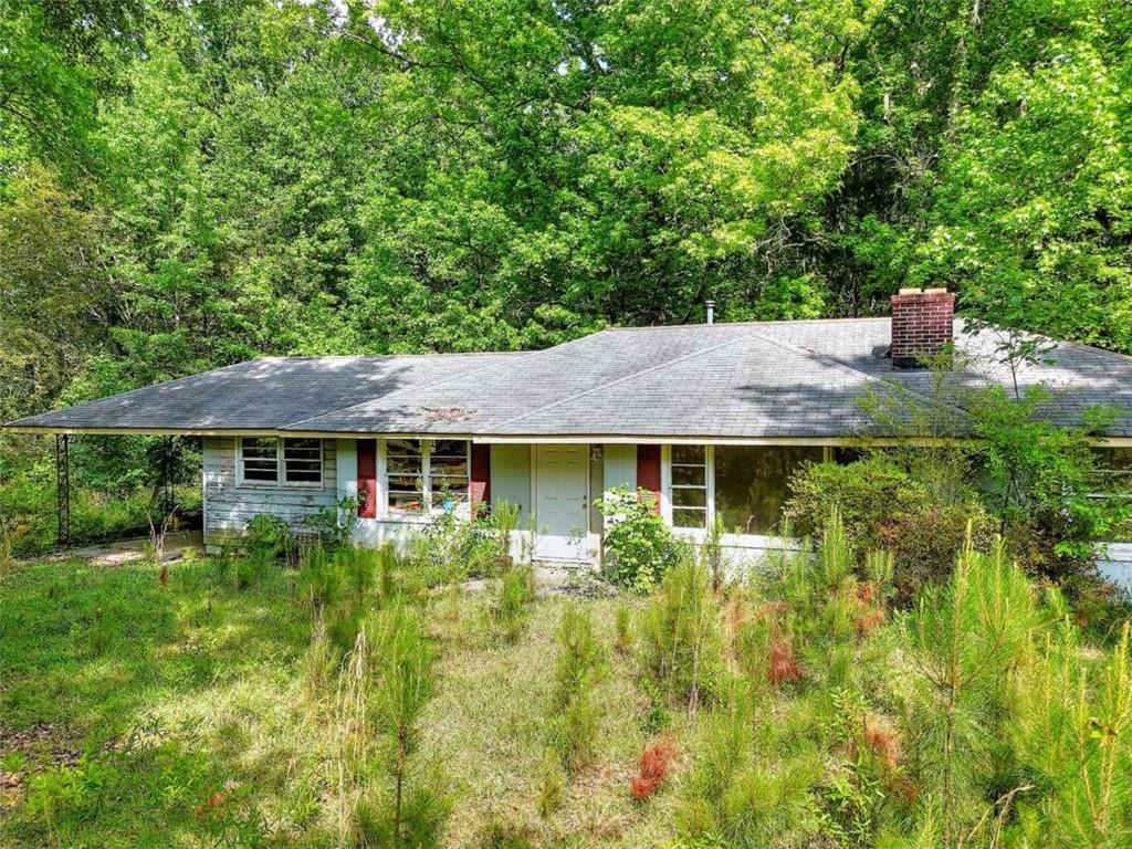 2275 Highway 11