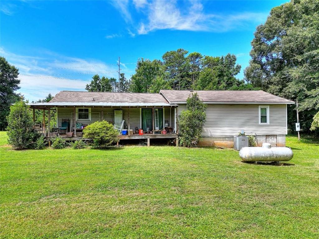 1226 Killian Hill Road