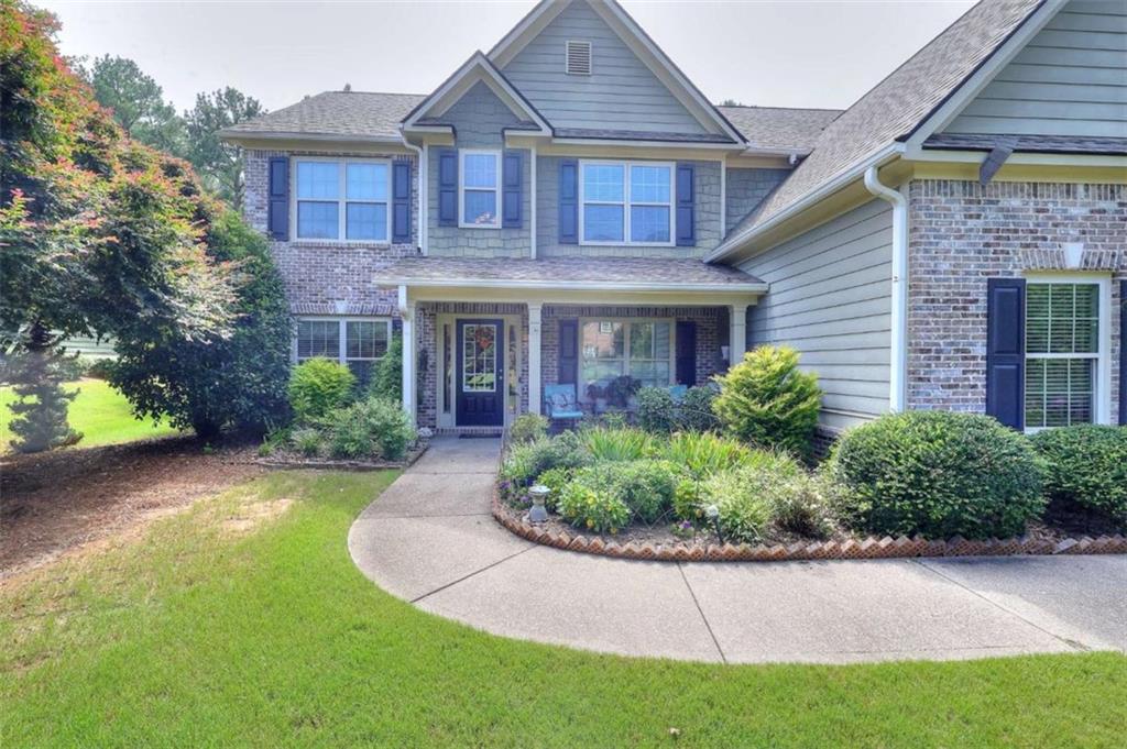 1718 Lakeland Lane