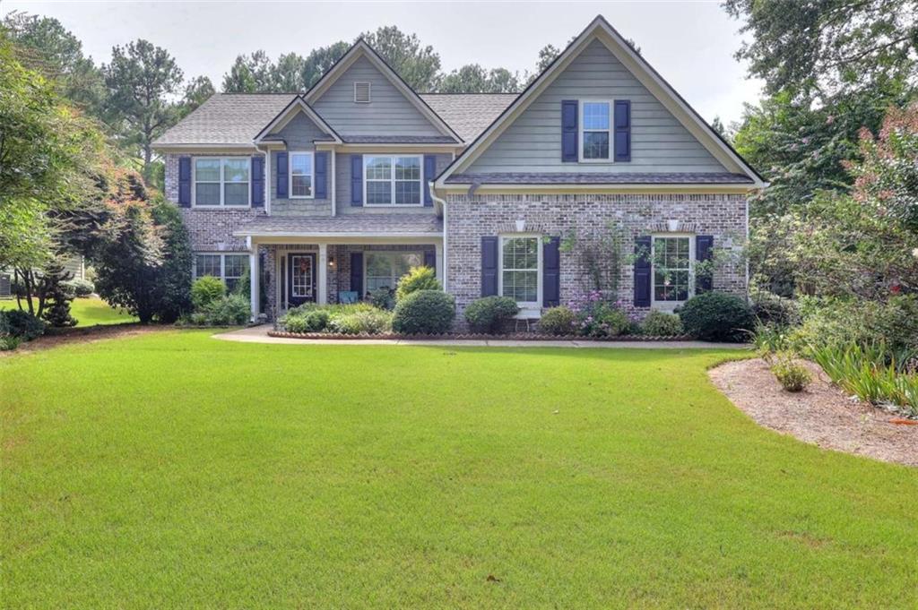 1718 Lakeland Lane