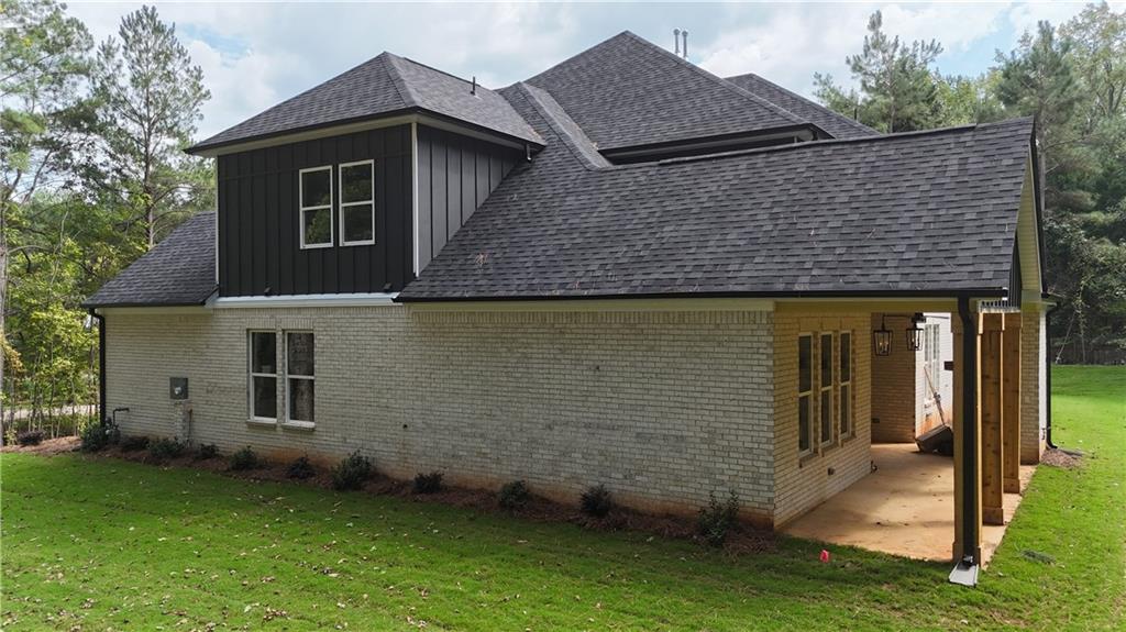299 Claiborne Way