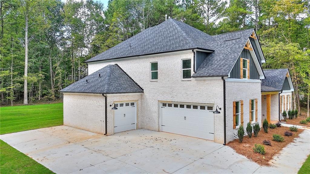 299 Claiborne Way