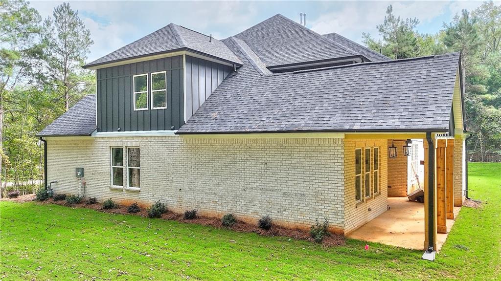 299 Claiborne Way
