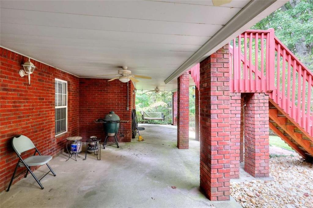 1821 Wesleyan Lane