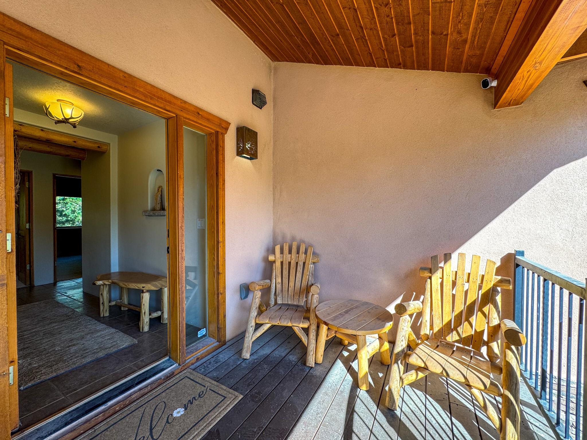 50 San Mateo Dr