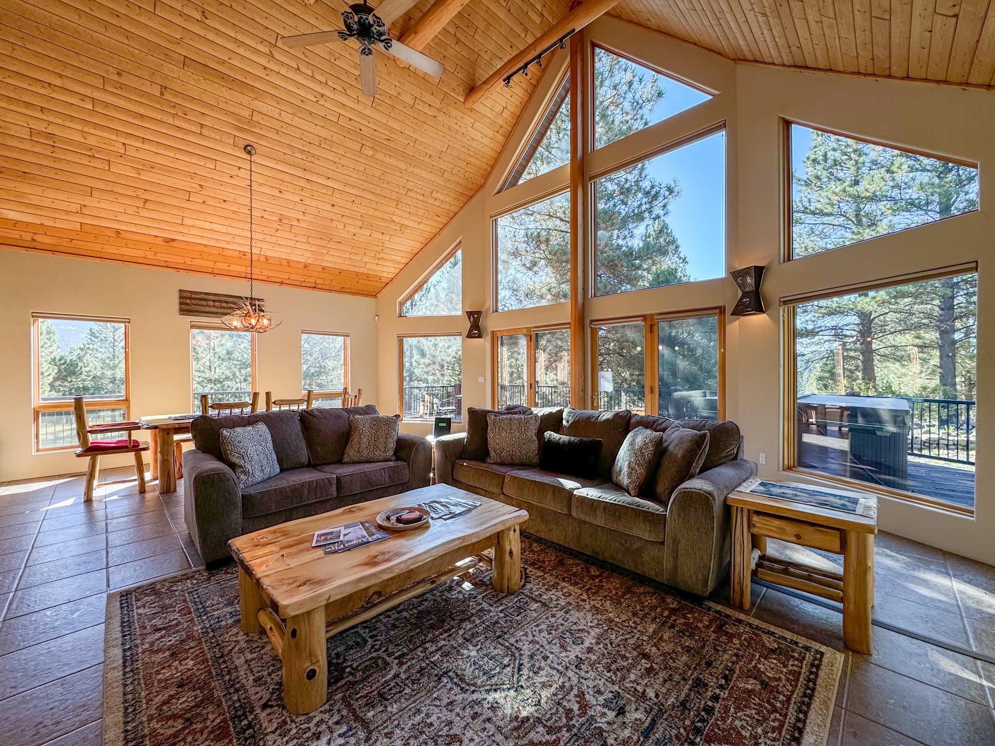 50 San Mateo Dr