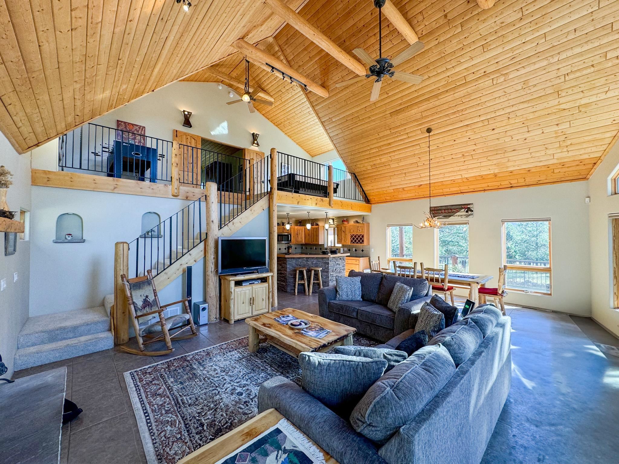 50 San Mateo Dr