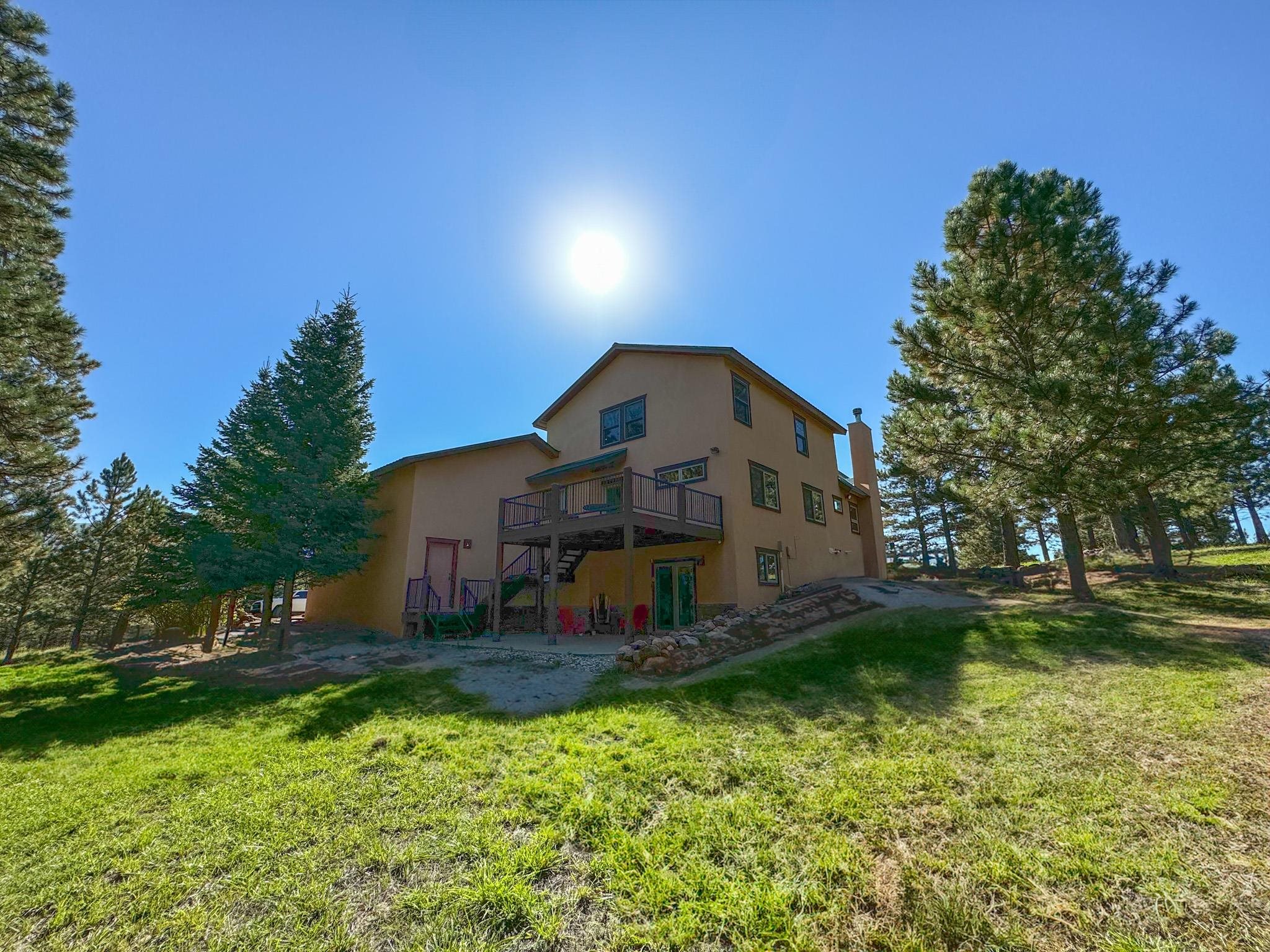 50 San Mateo Dr