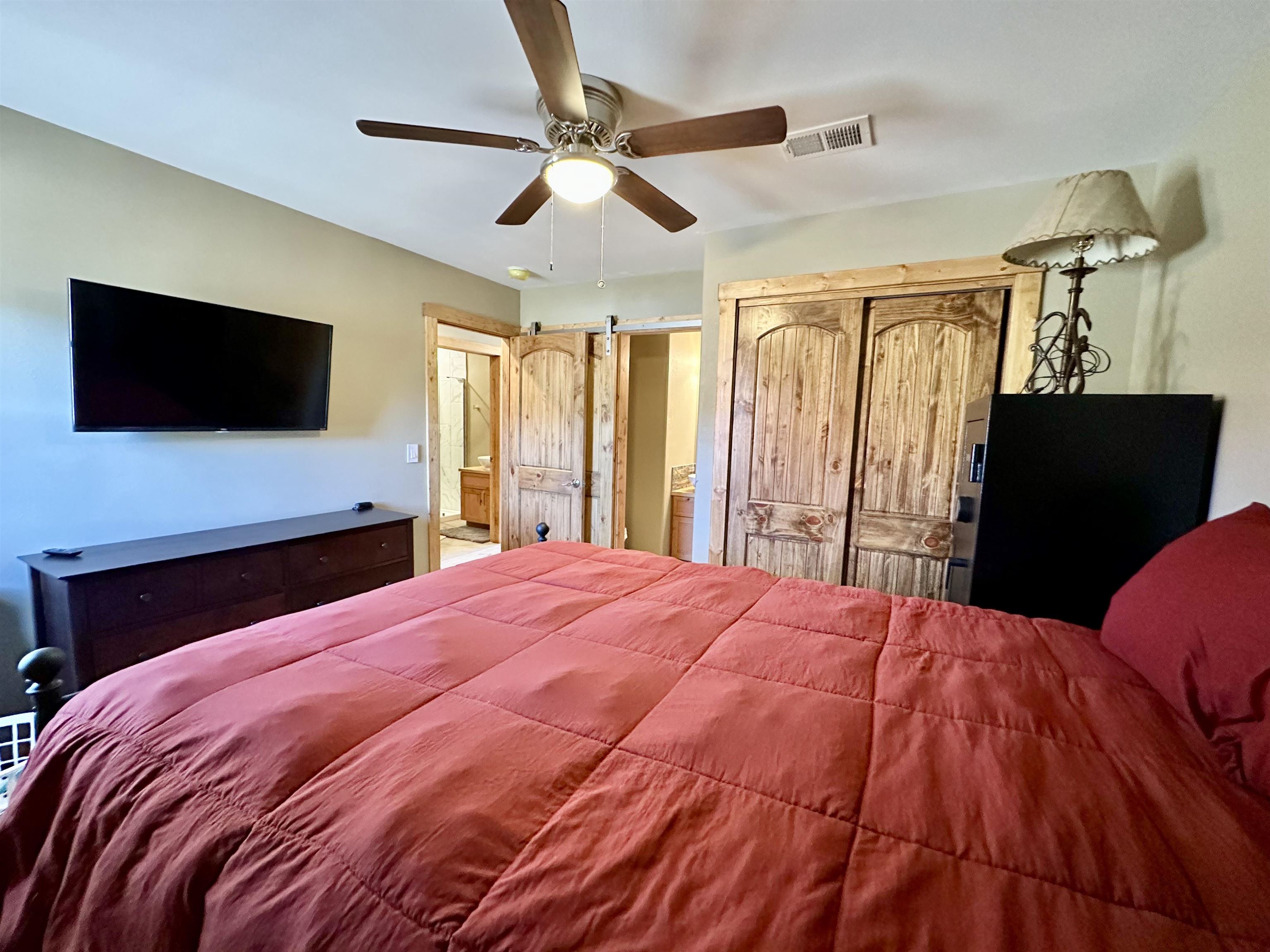 3465 Mountain View Blvd Unit: 10C