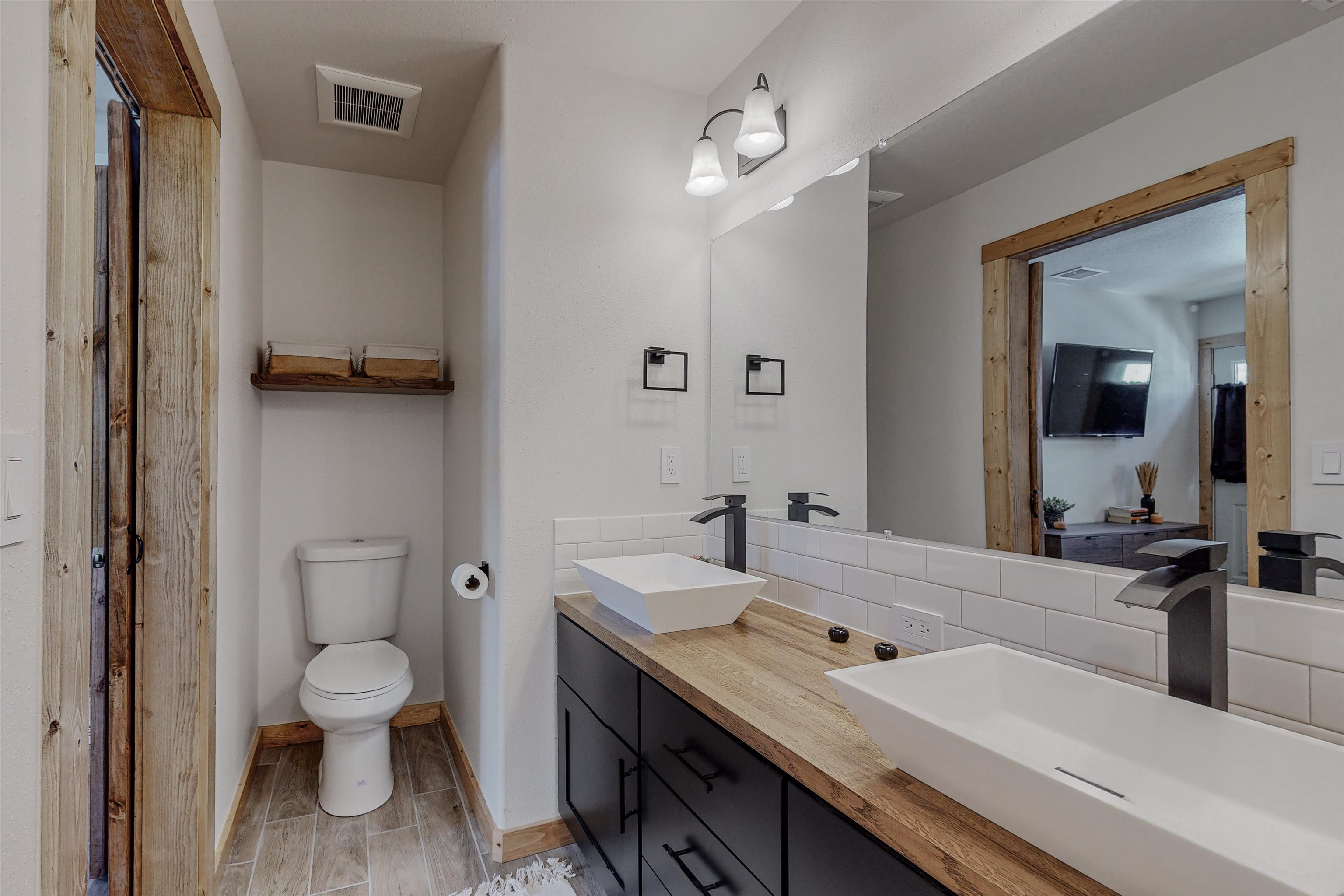 3465 Mountain View Blvd Unit: 6B