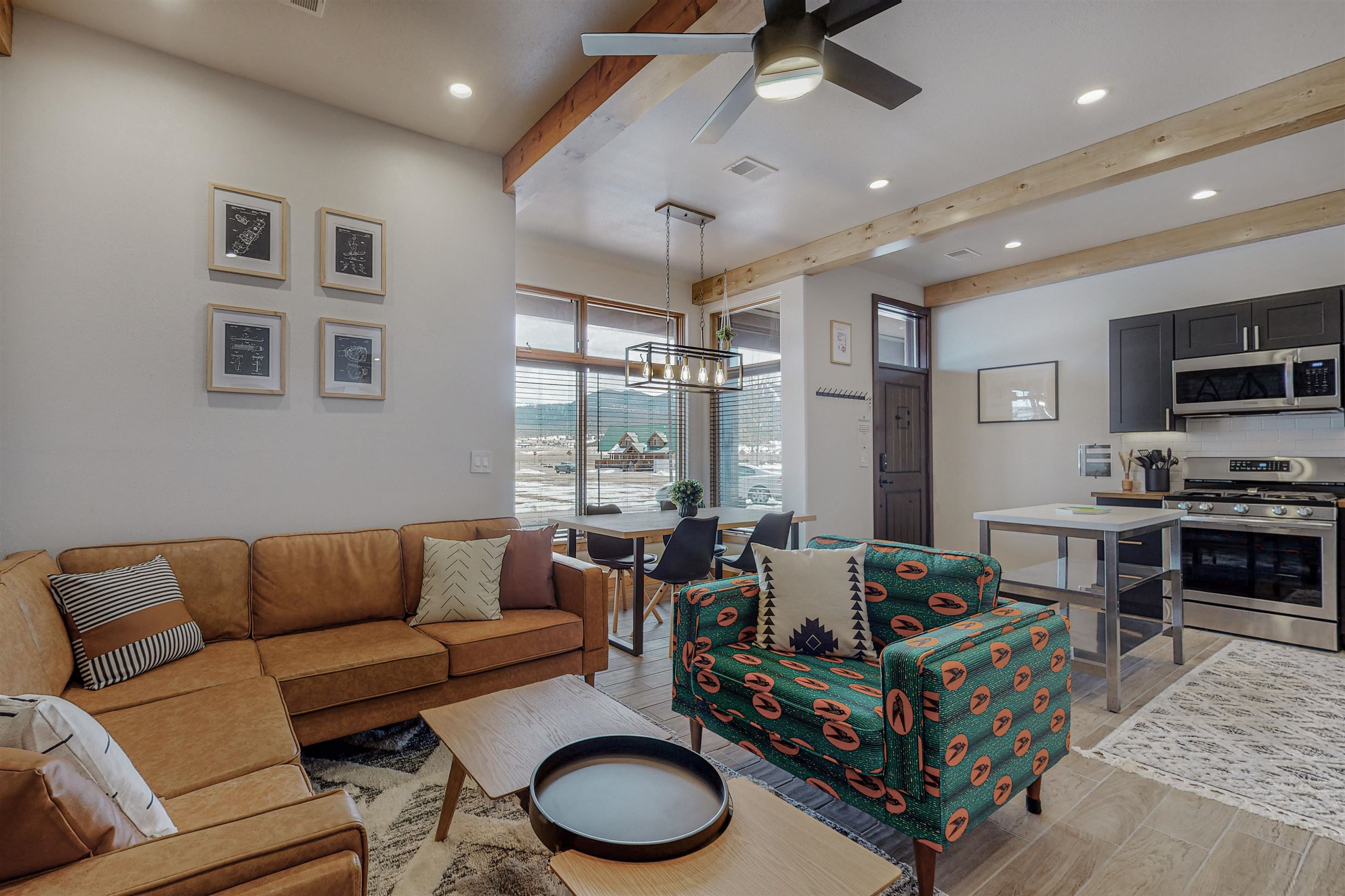 3465 Mountain View Blvd Unit: 6B