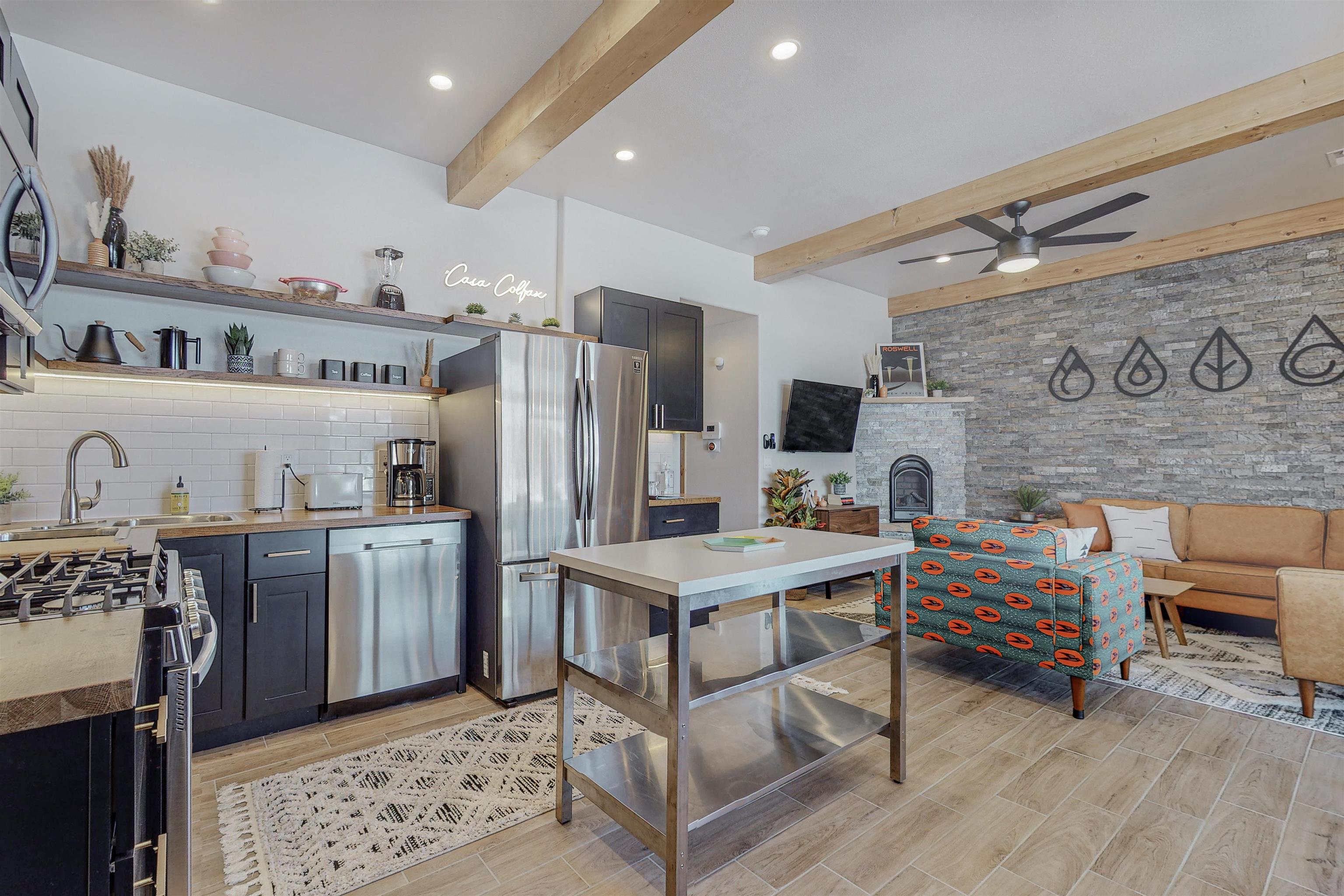 3465 Mountain View Blvd Unit: 6B