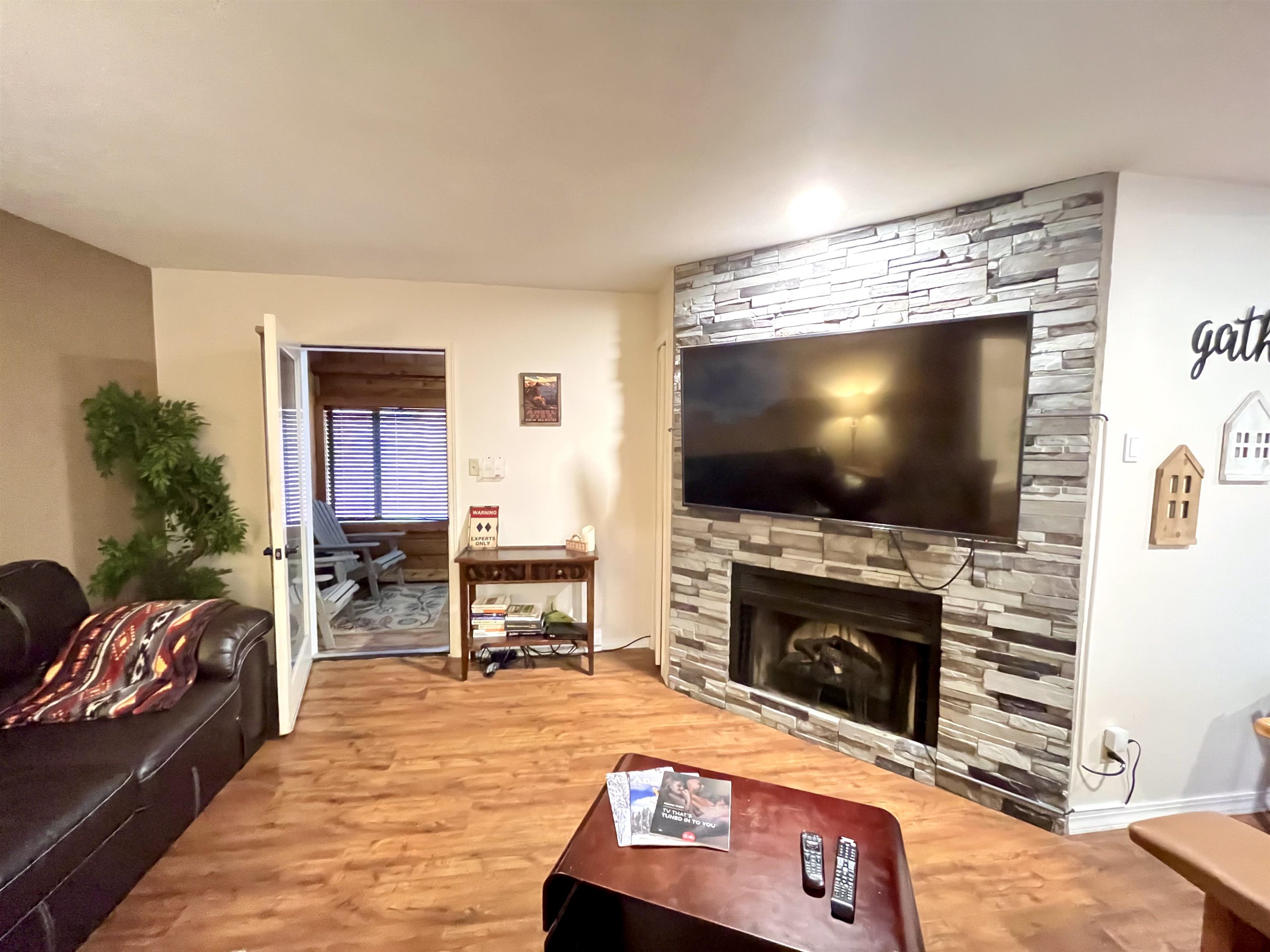 37 Vail Ave Unit: E-2