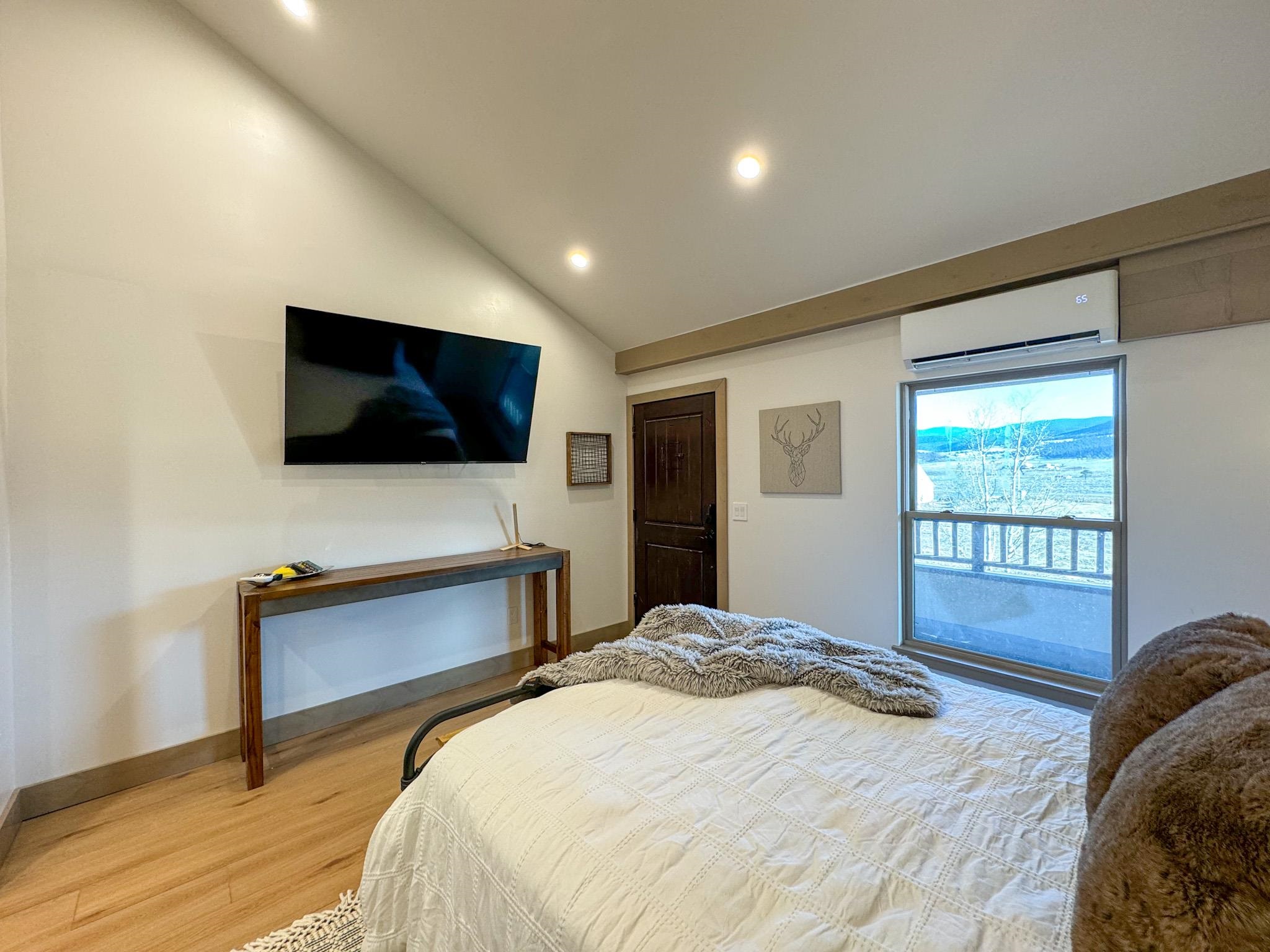3465 Mountain View Blvd 13B