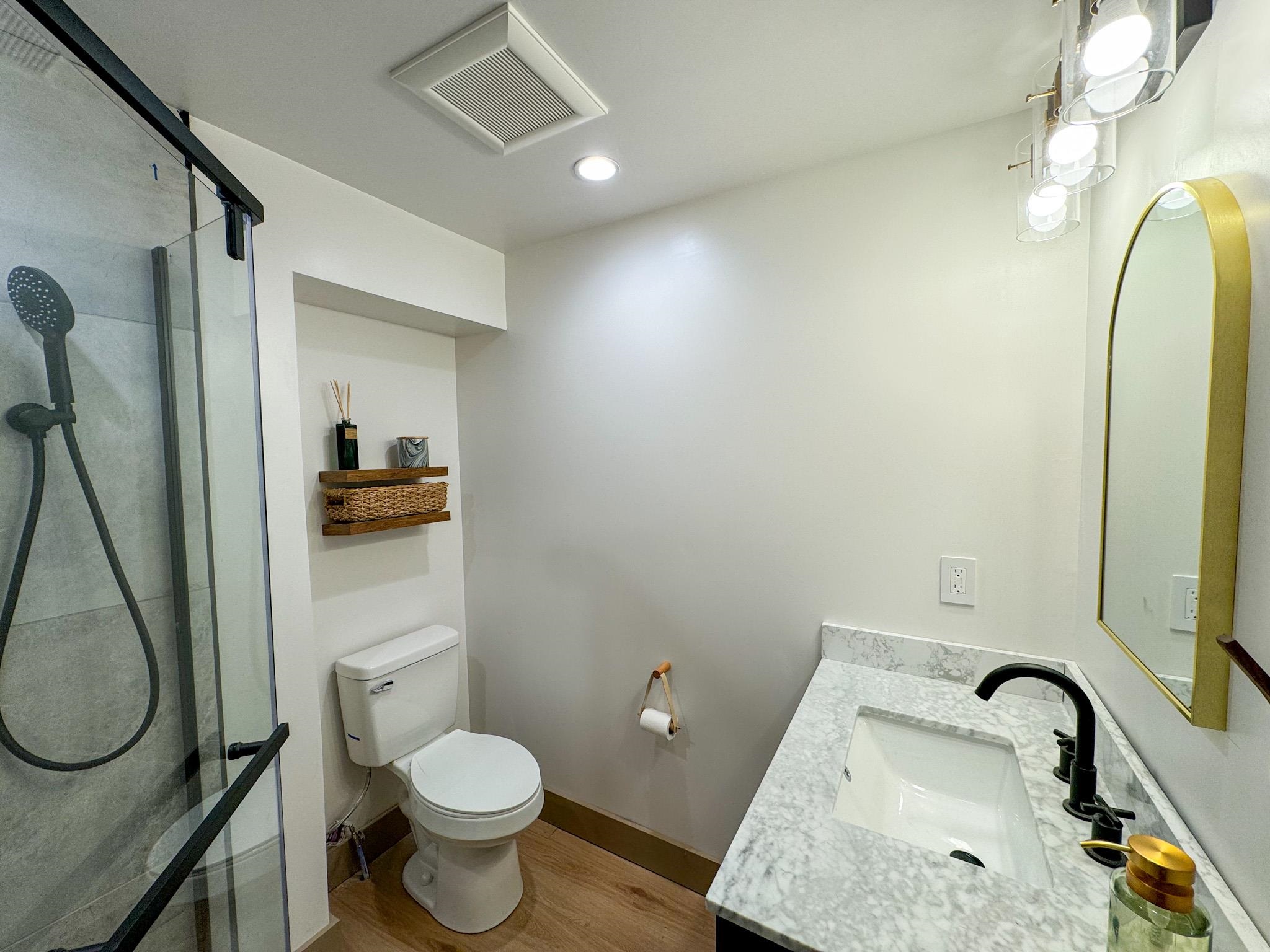 3465 Mountain View Blvd 13B