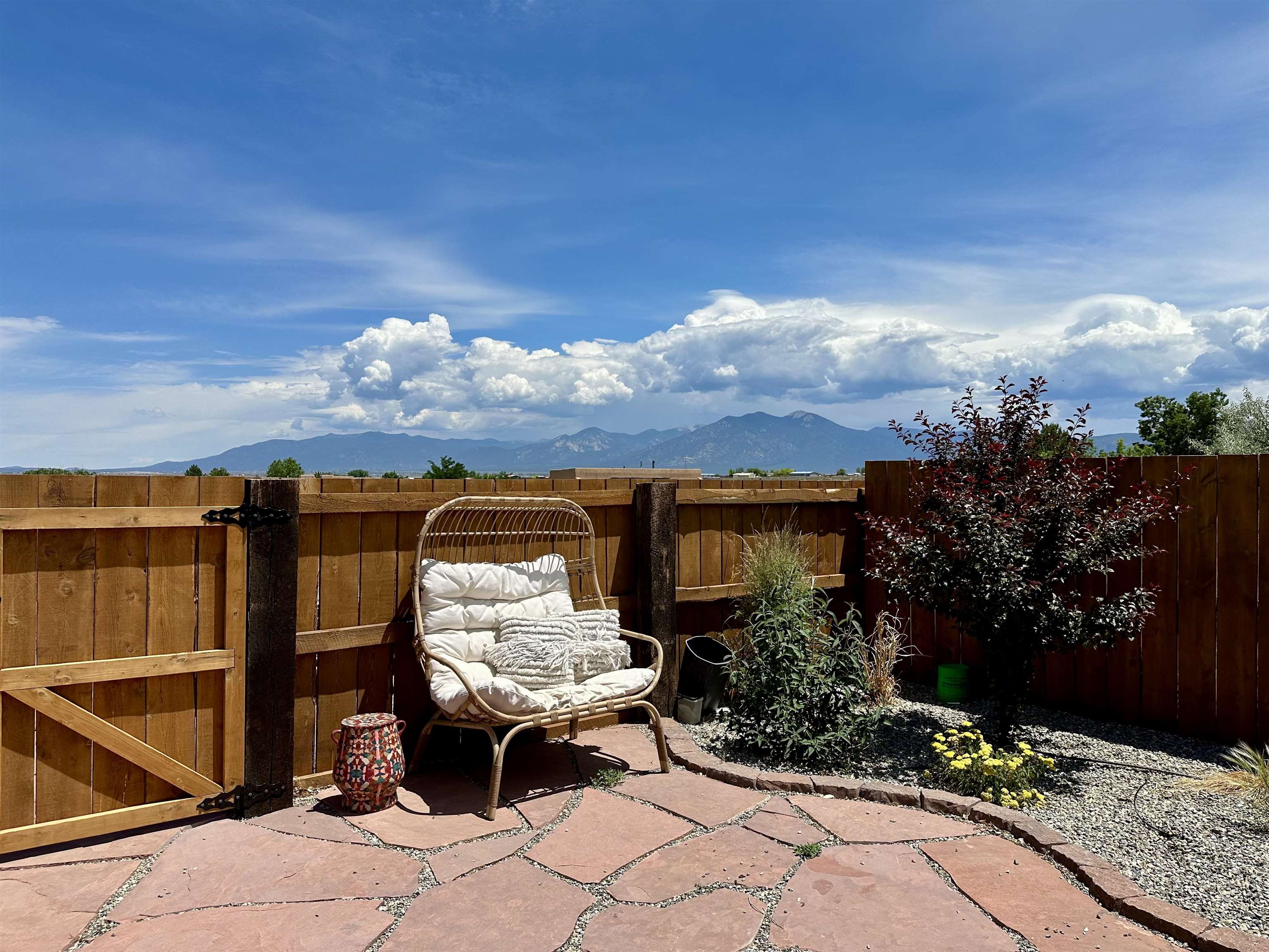 55 Vista Linda Rd