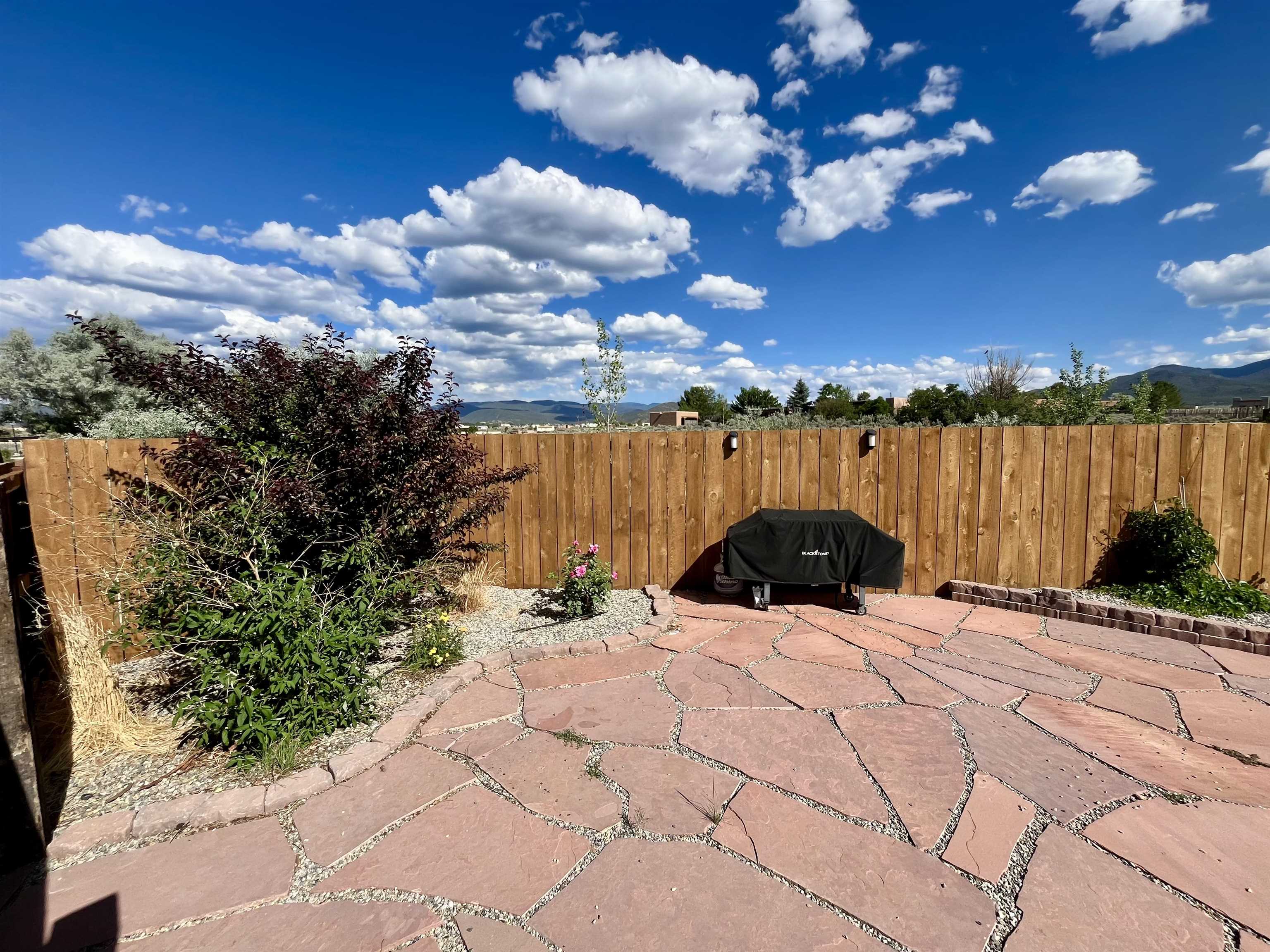 55 Vista Linda Rd