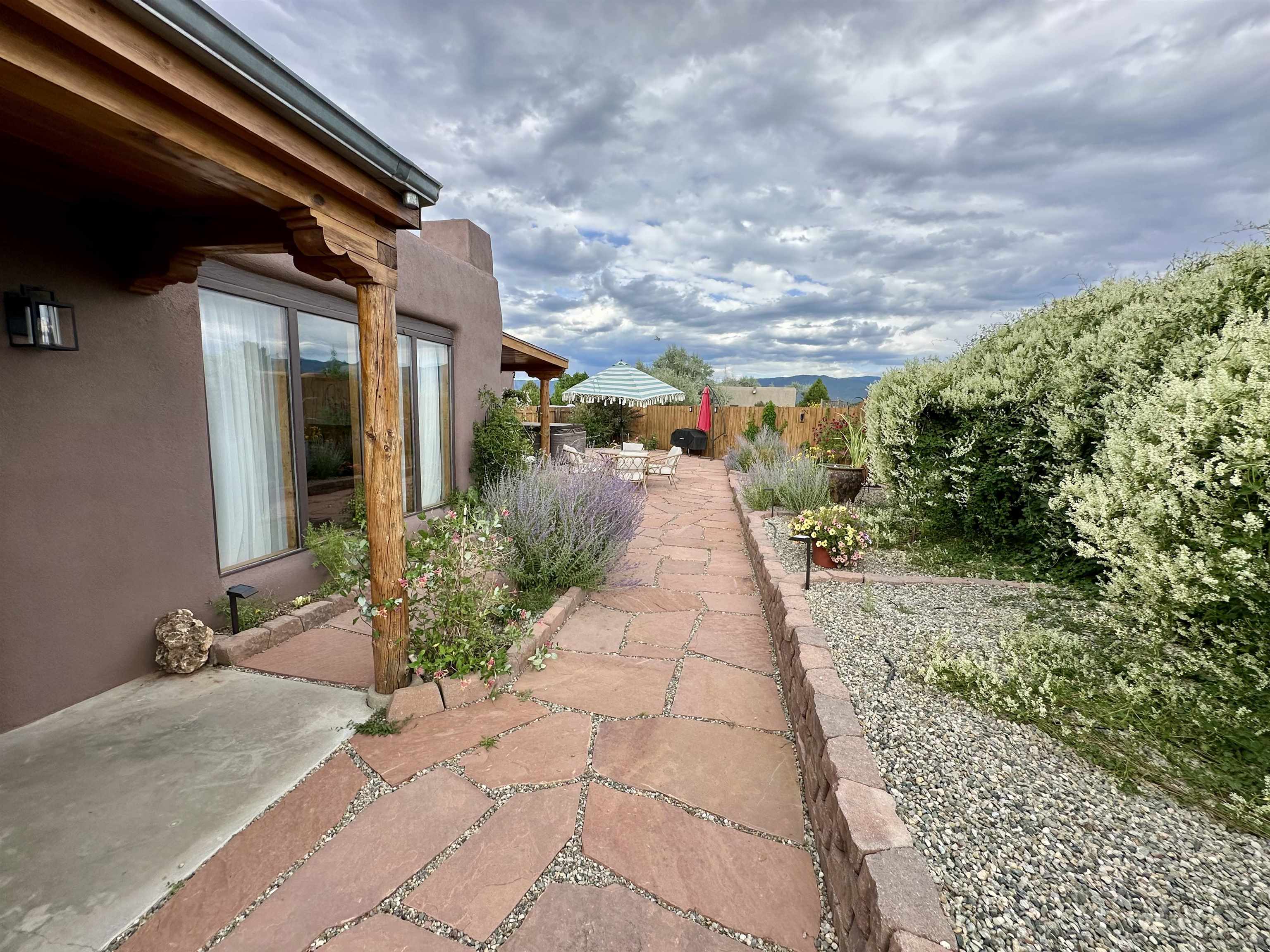 55 Vista Linda Rd