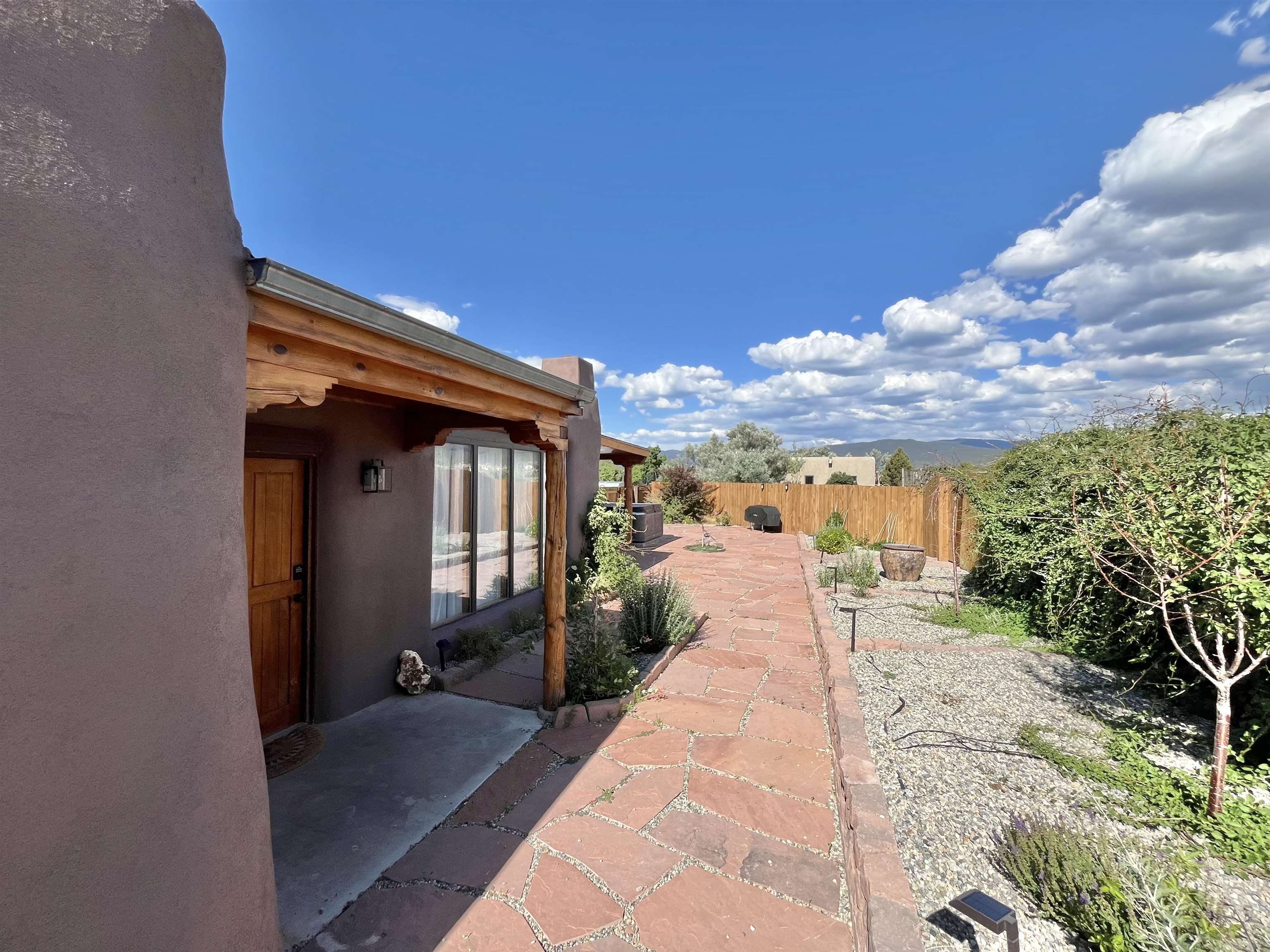 55 Vista Linda Rd