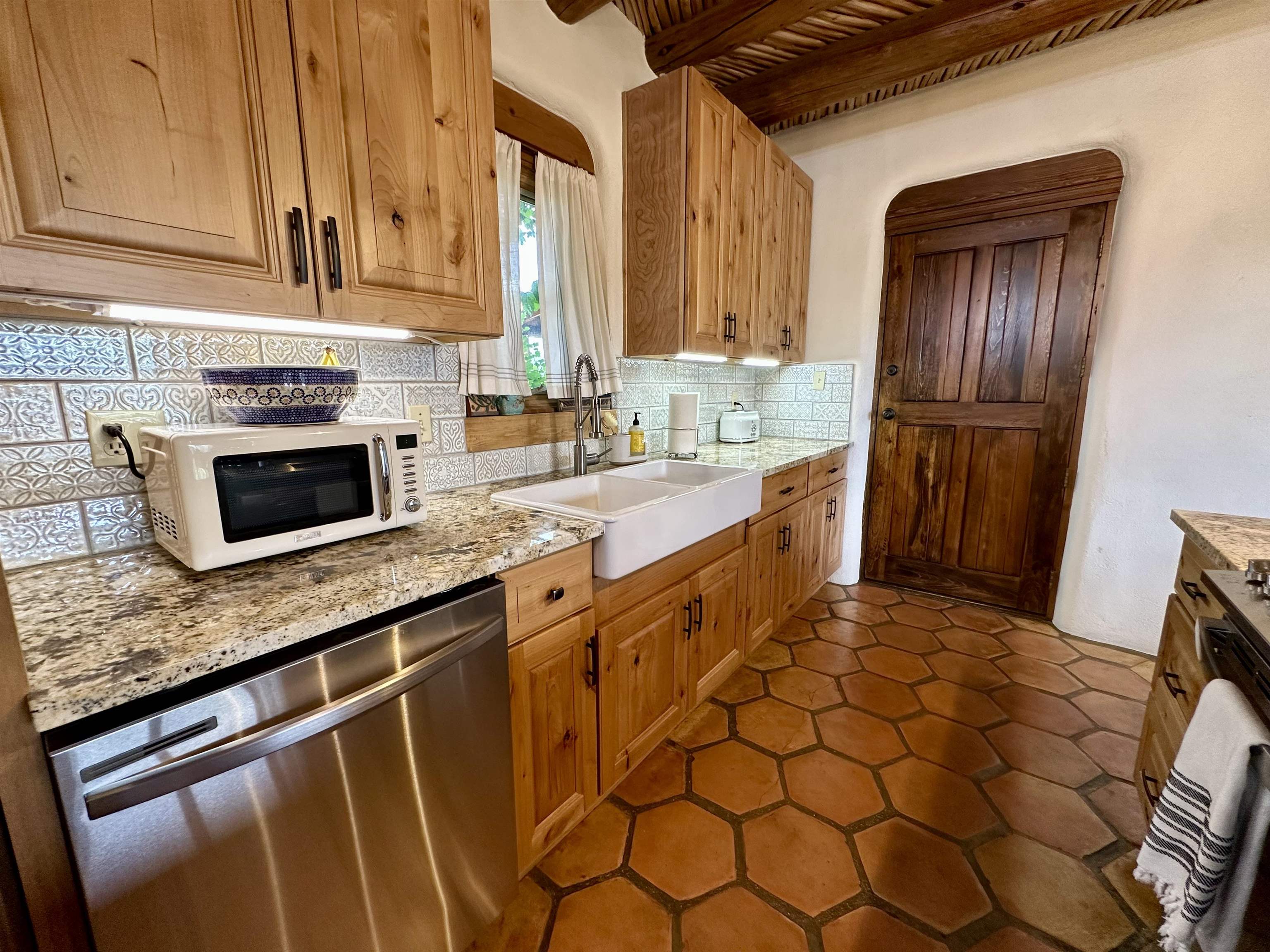 55 Vista Linda Rd