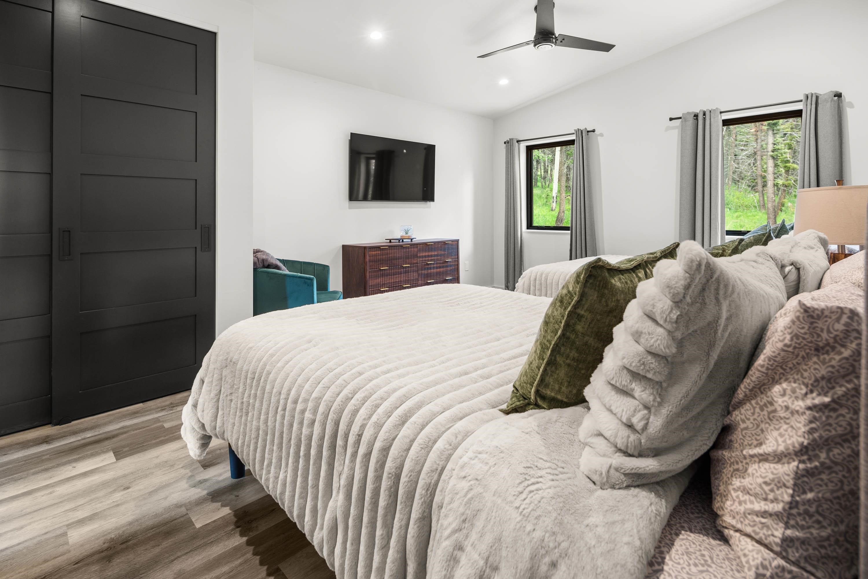 31 Skyview Way