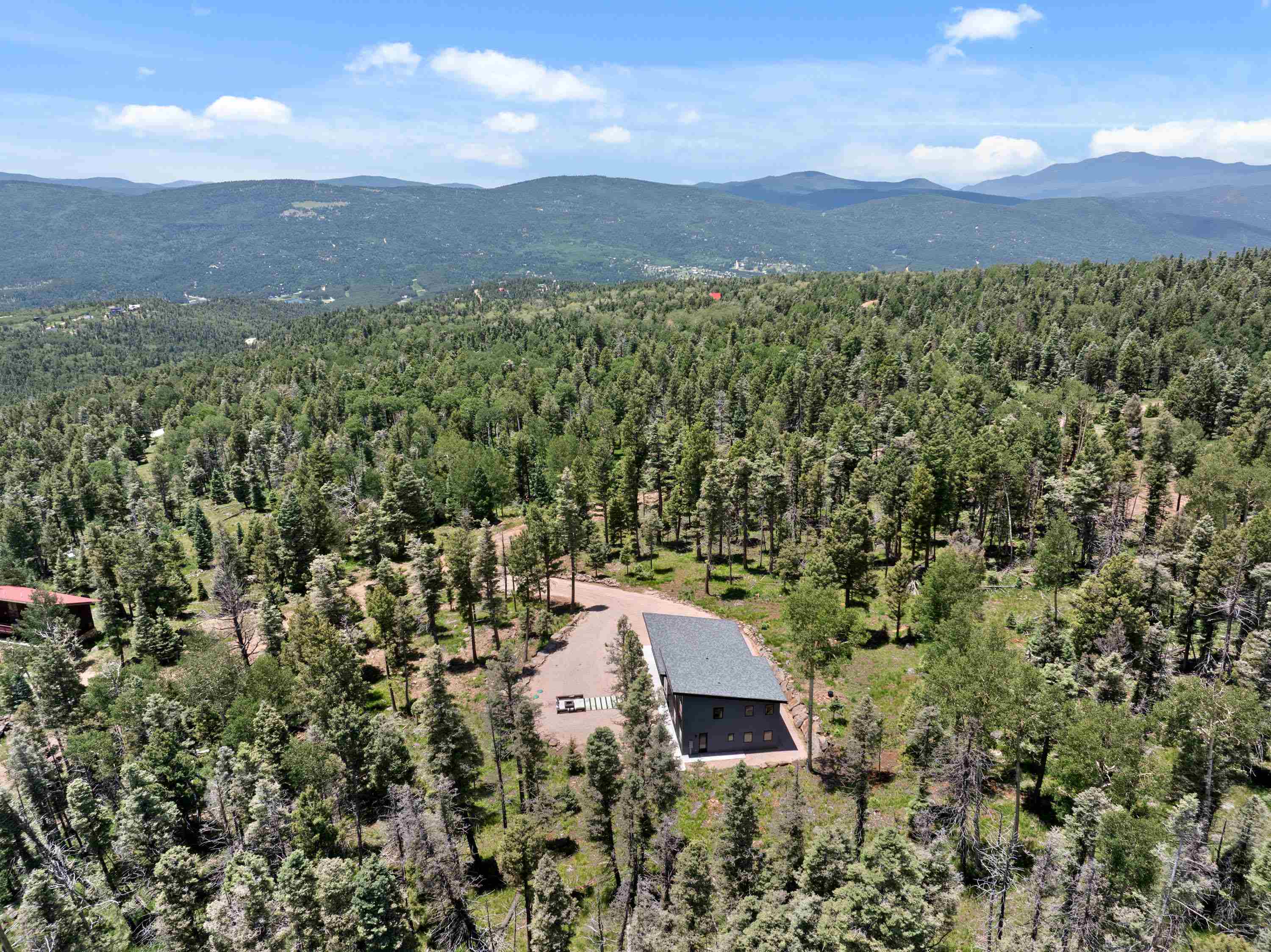 31 Skyview Way