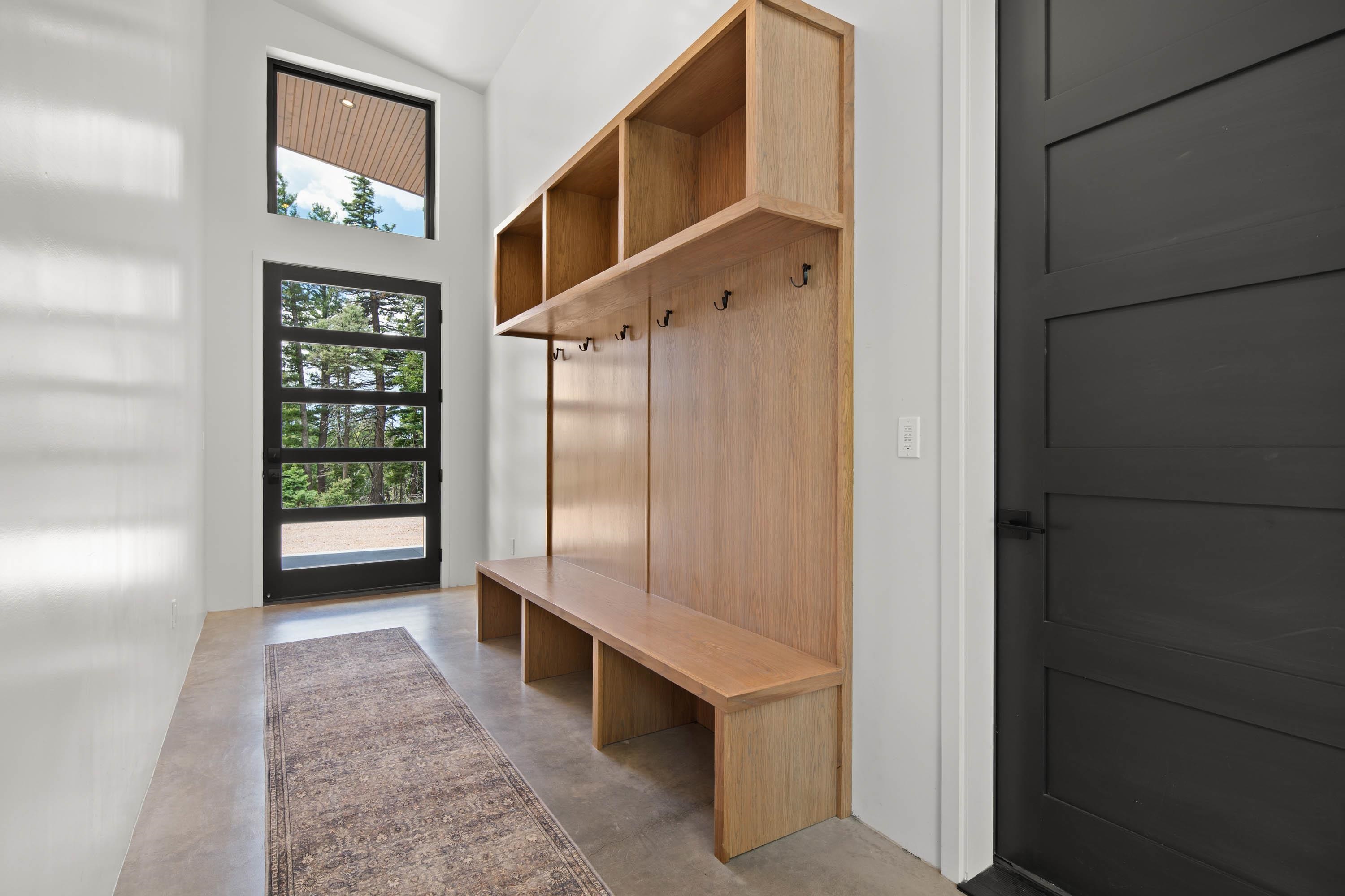 31 Skyview Way