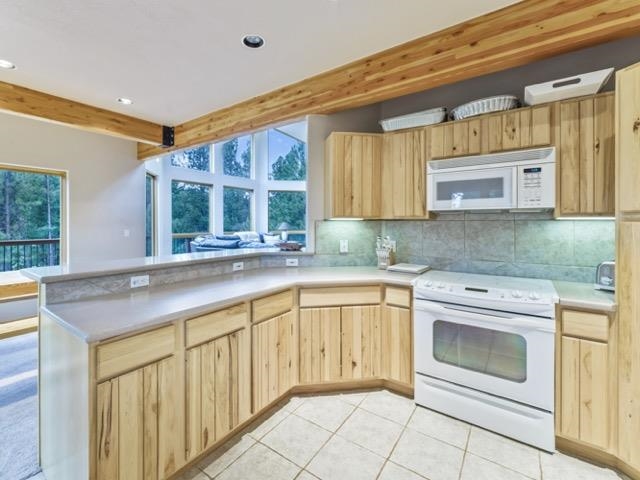 47 Woodlands Dr