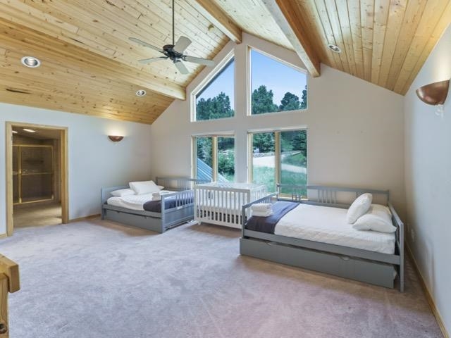 47 Woodlands Dr