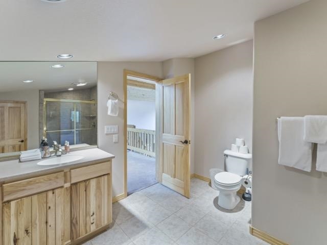47 Woodlands Dr