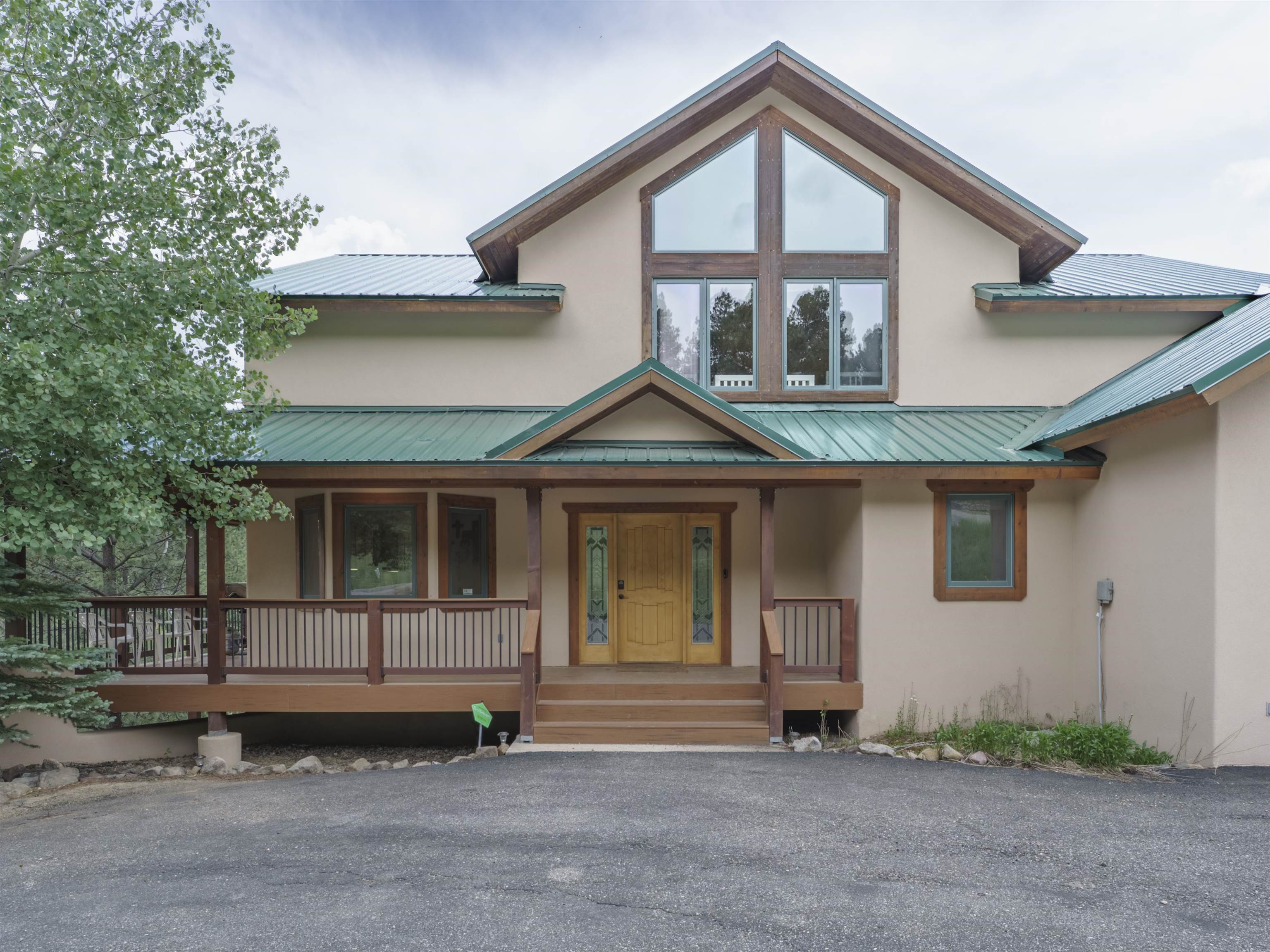 47 Woodlands Dr