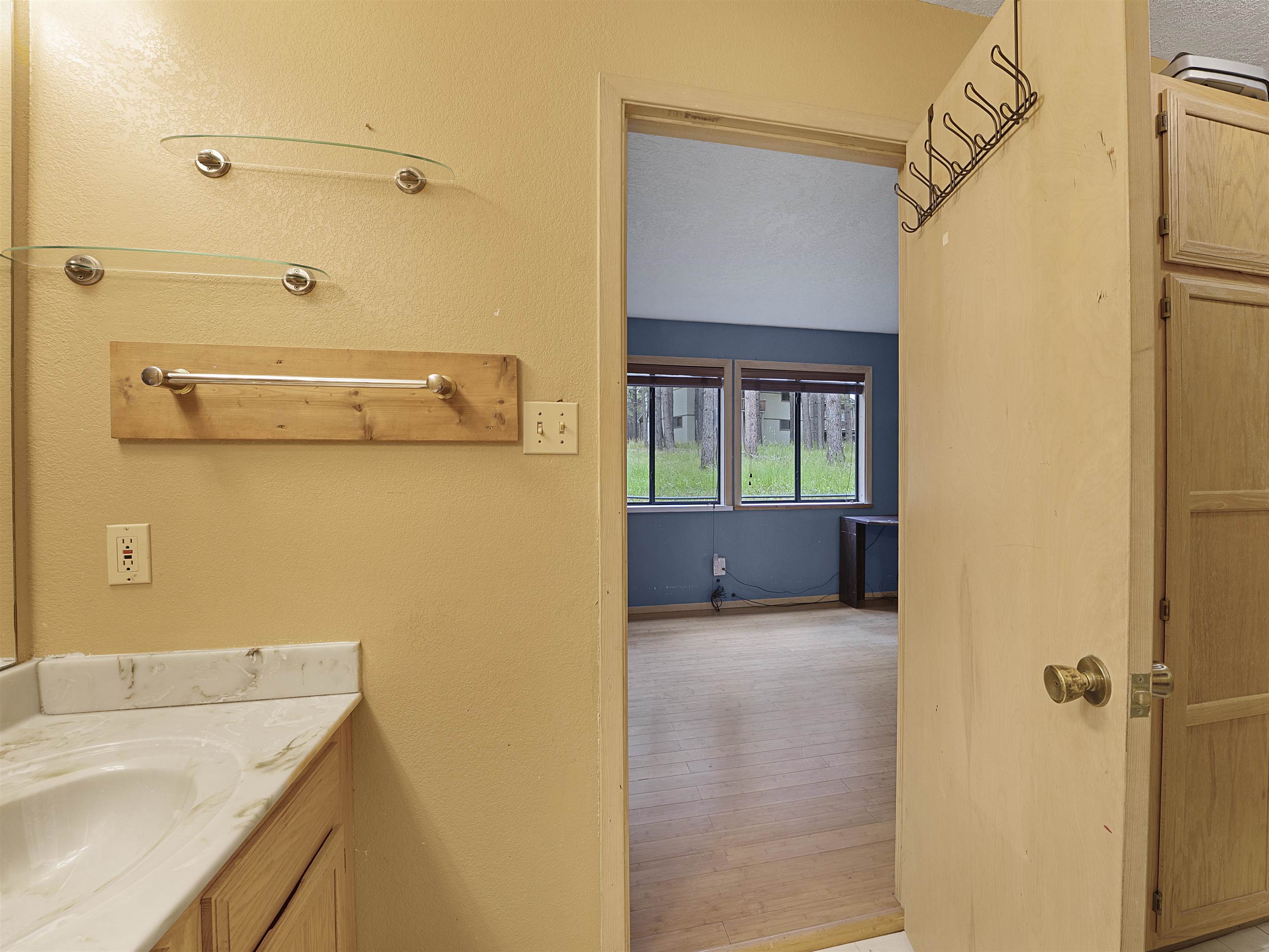 56 Pine Valley Dr
