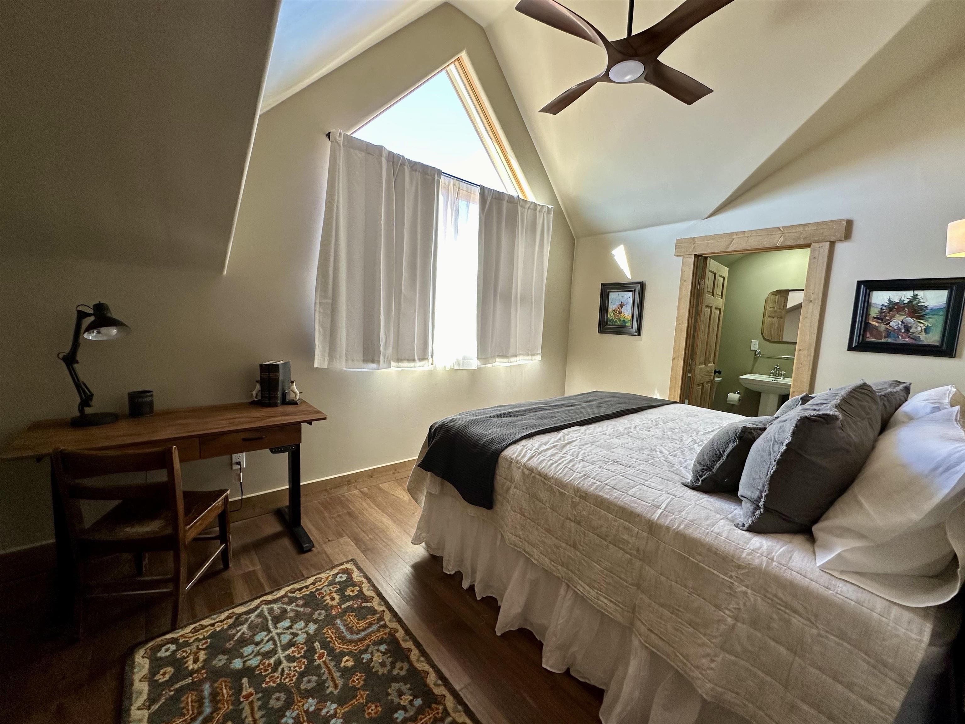3465 Mountain View Blvd Unit: 12D