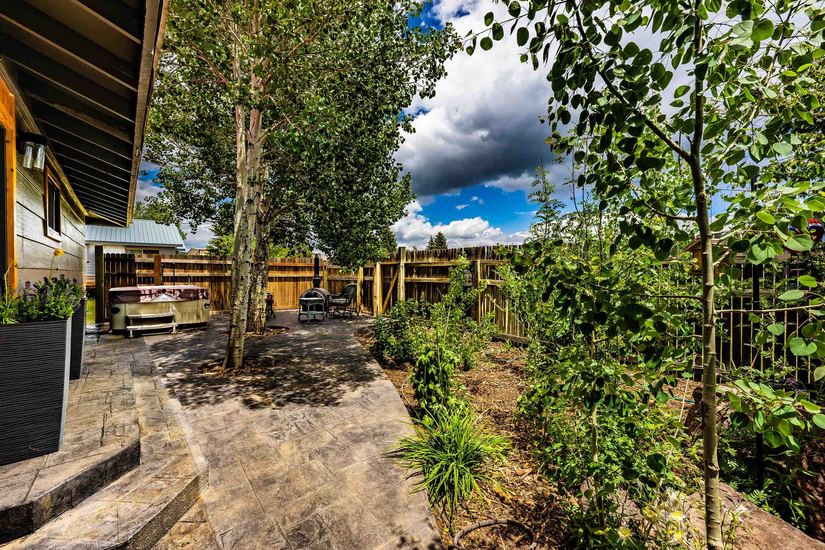 22 Fria Court