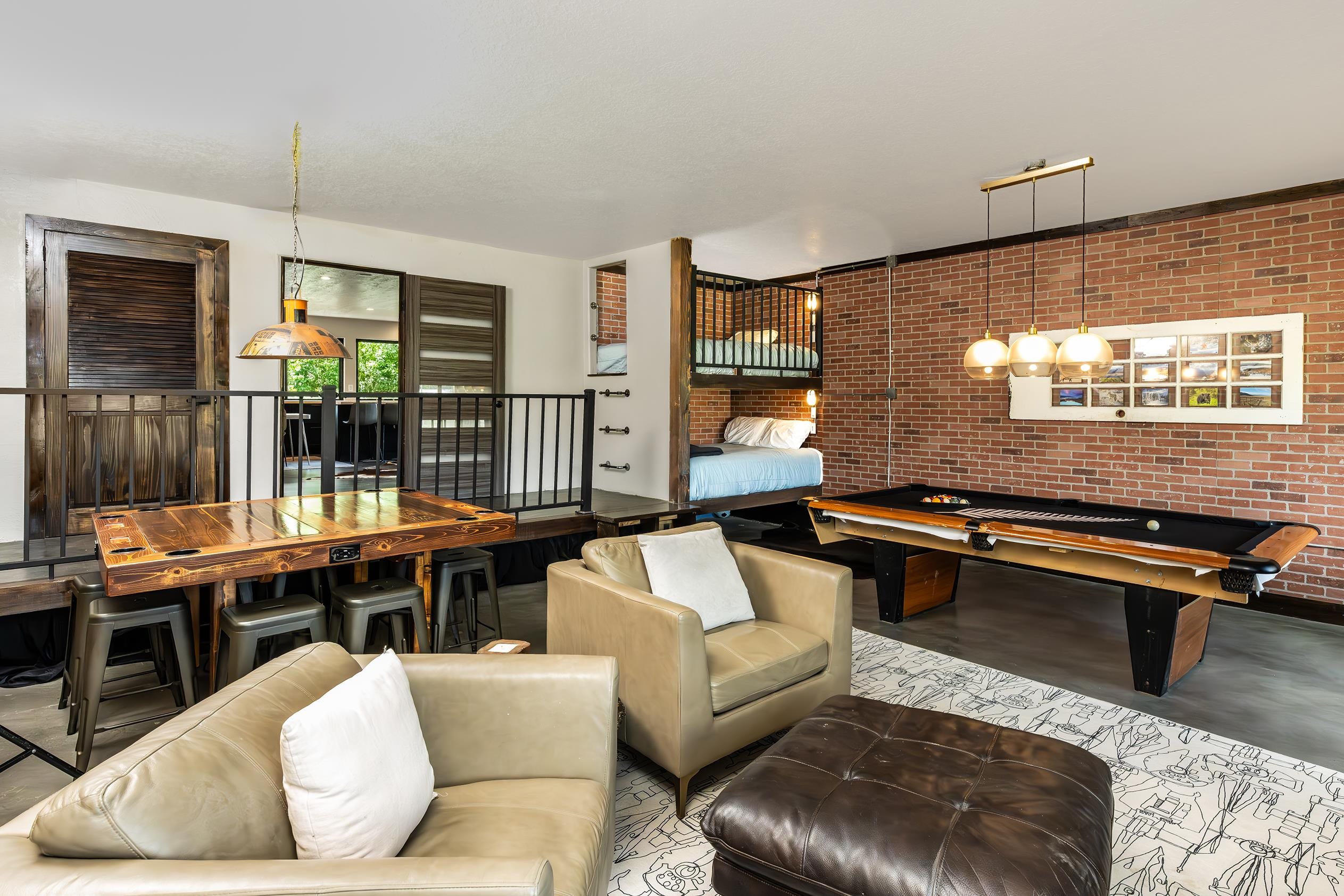 22 Fria Court